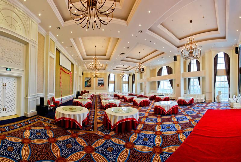 Blue Sky Hotel Yantai Esterno foto