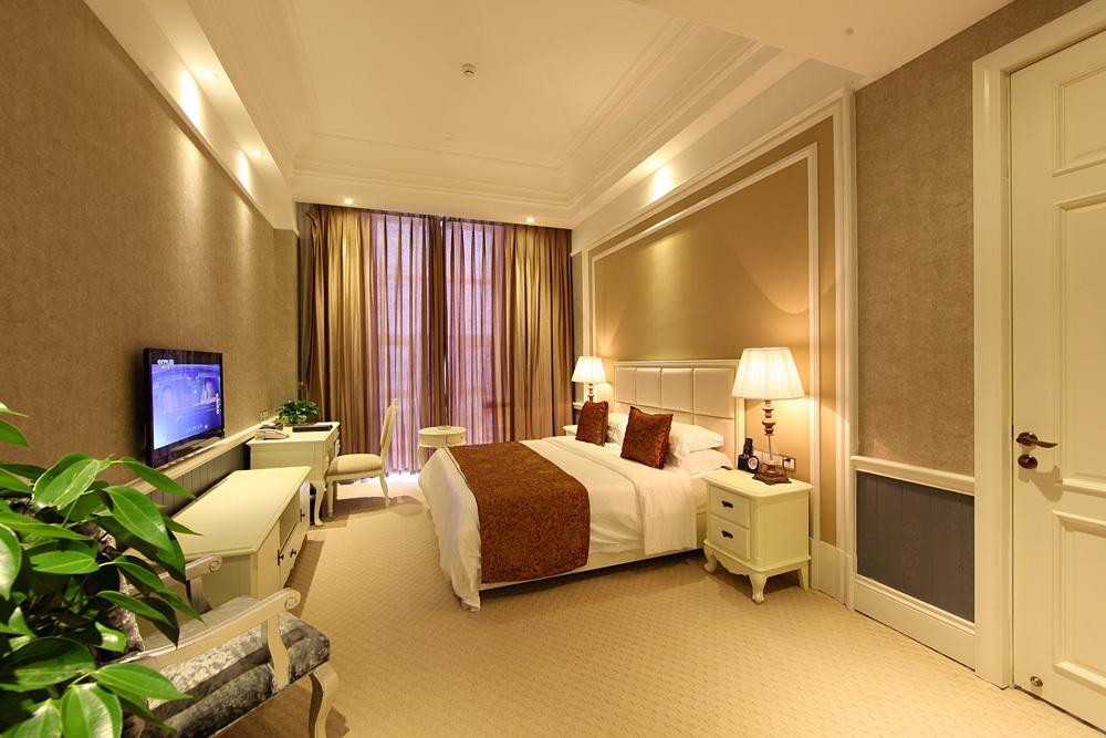 Blue Sky Hotel Yantai Esterno foto